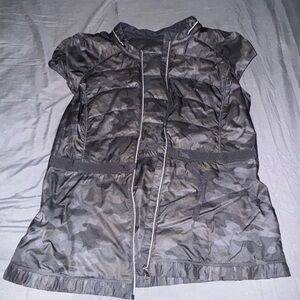 Lululemon Gray Camo Vest
